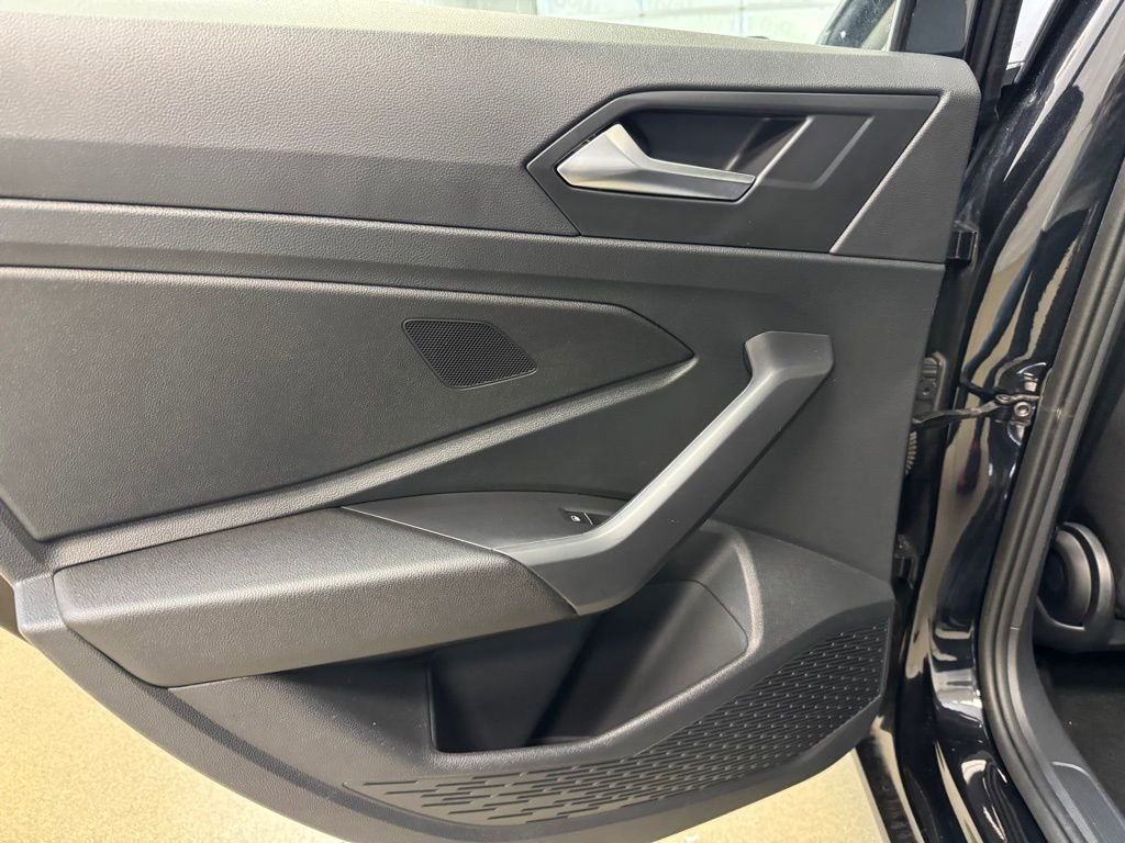 Used 2025 Volkswagen Jetta S image 16
