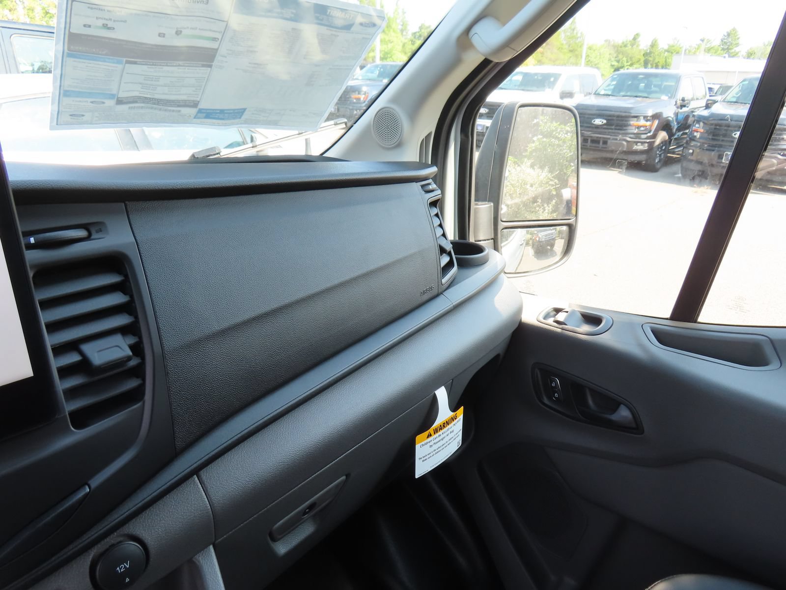 New 2026 Ford Transit 250 148 Medium Roof RWD image 12
