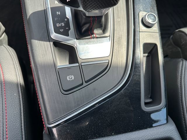 Used 2018 Audi A4 2.0T Premium Plus w/ Premium Plus Package image 28