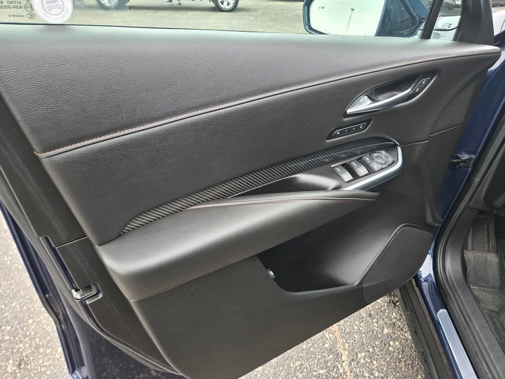 Used 2020 Cadillac XT4 Sport w/ Technology Package FWD image 36