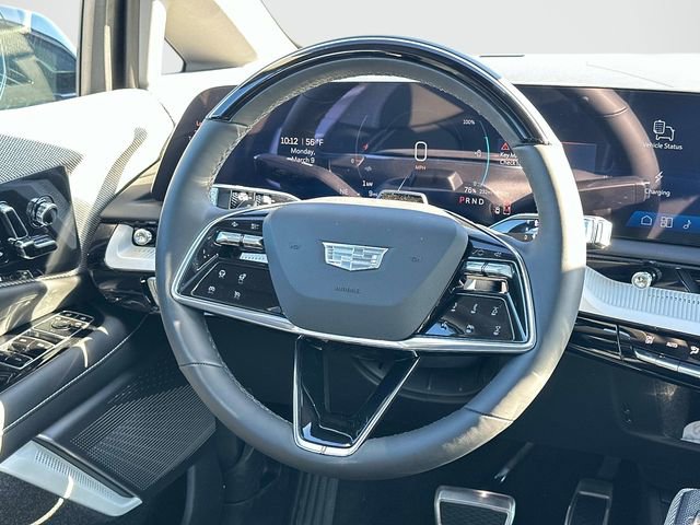 New 2026 Cadillac Optiq Luxury 1 image 5
