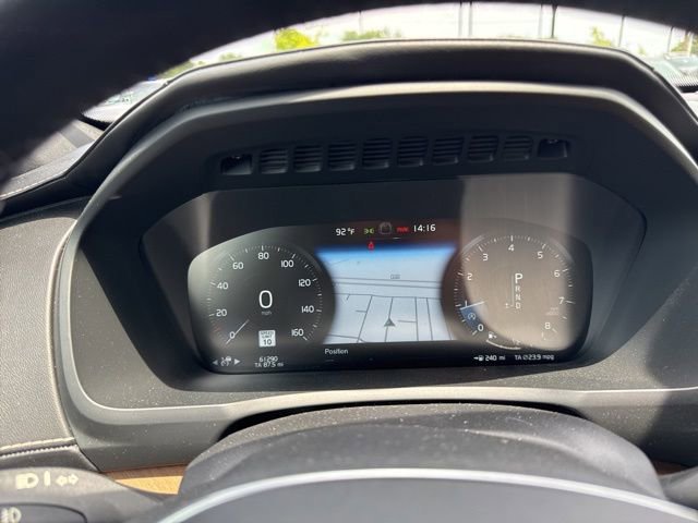 Used 2017 Volvo XC90 T6 Inscription w/ Vision Package AWD/4WD image 5