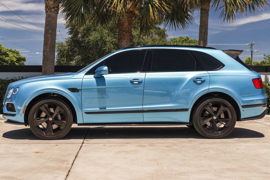 Used 2020 Bentley Bentayga image 3