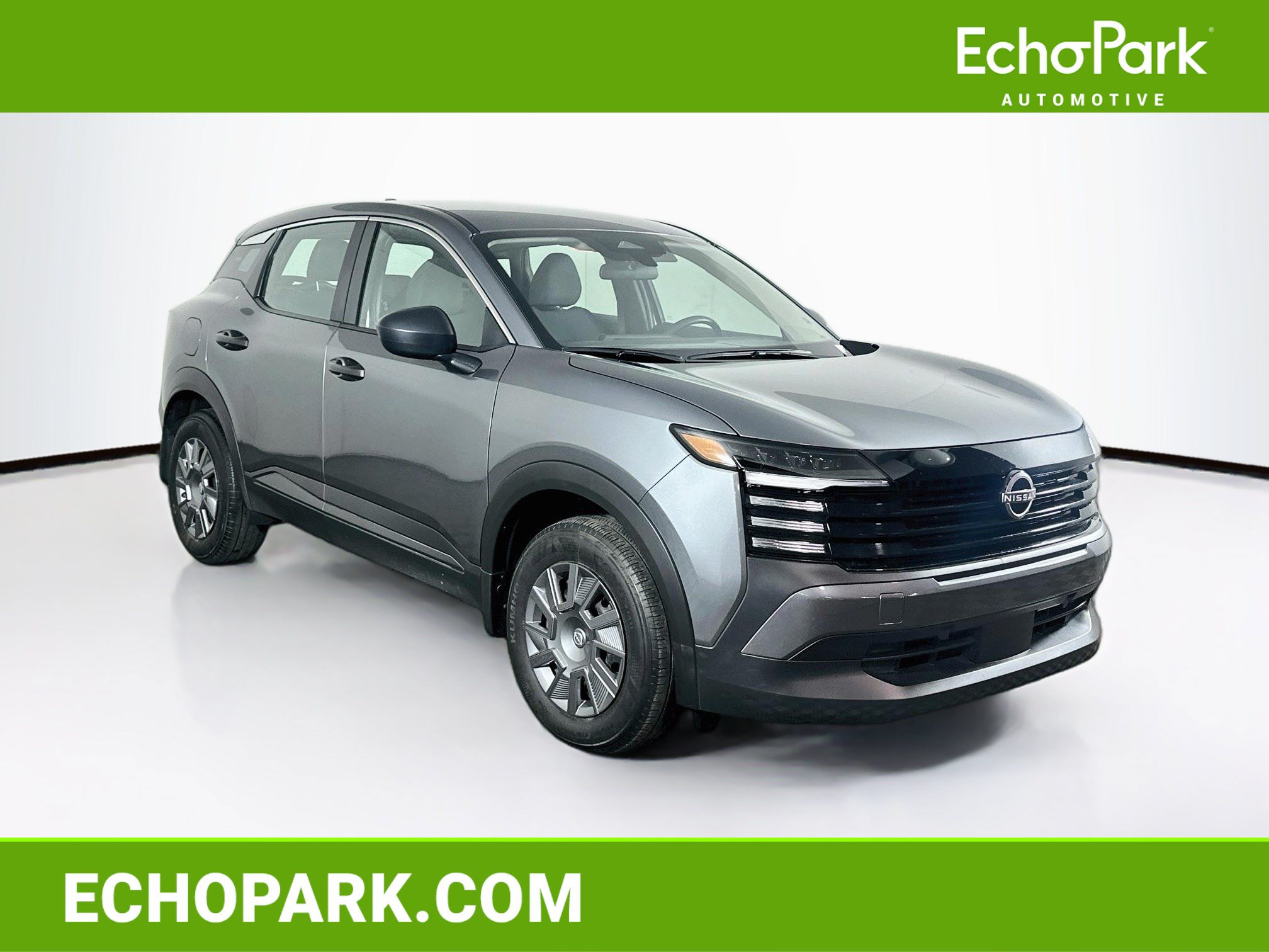 Used 2025 Nissan Kicks S AWD/4WD image 1