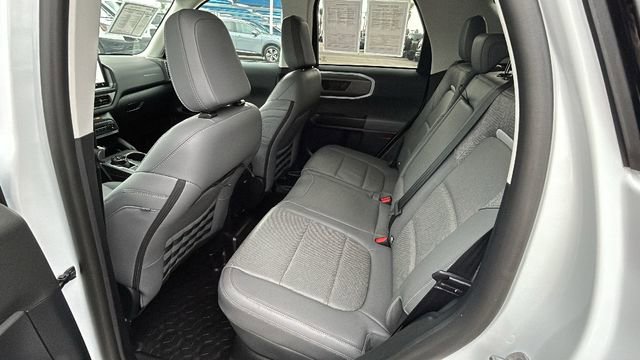 Used 2025 Ford Bronco Sport Badlands image 15