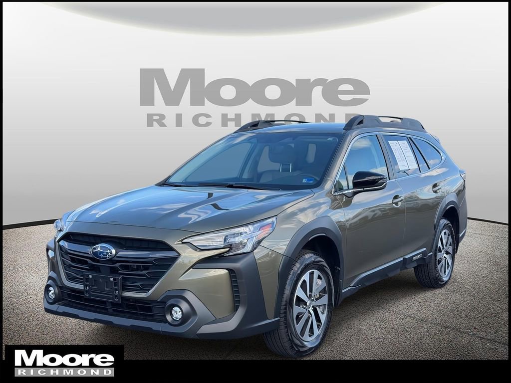 Used 2025 Subaru Outback Premium image 7