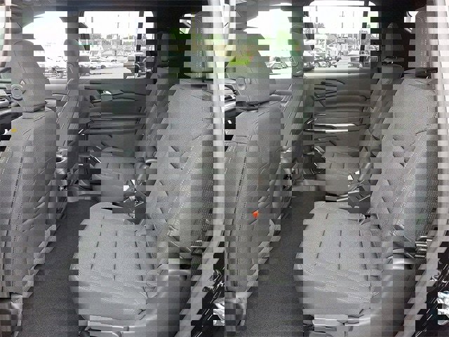 New 2025 Chevrolet Traverse LT w/ Enhanced Driving Package image 7