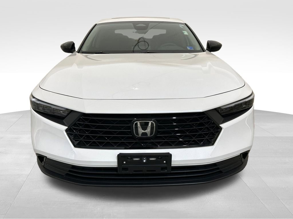 Used 2025 Honda Accord SE image 8