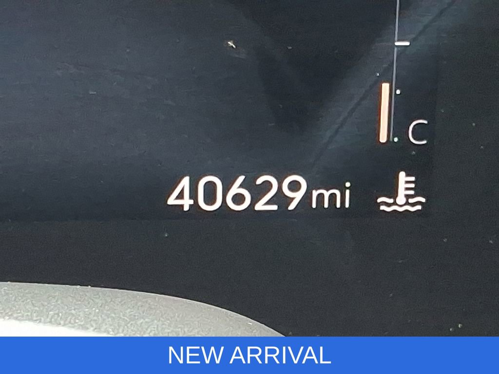 Used 2024 Buick Encore GX Sport Touring image 19