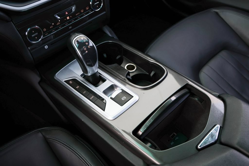 Used 2015 Maserati Ghibli RWD image 10