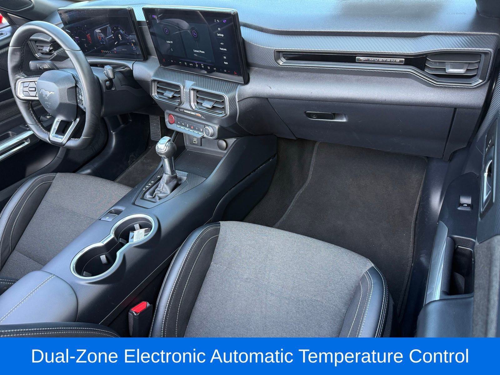 Used 2024 Ford Mustang Convertible image 19