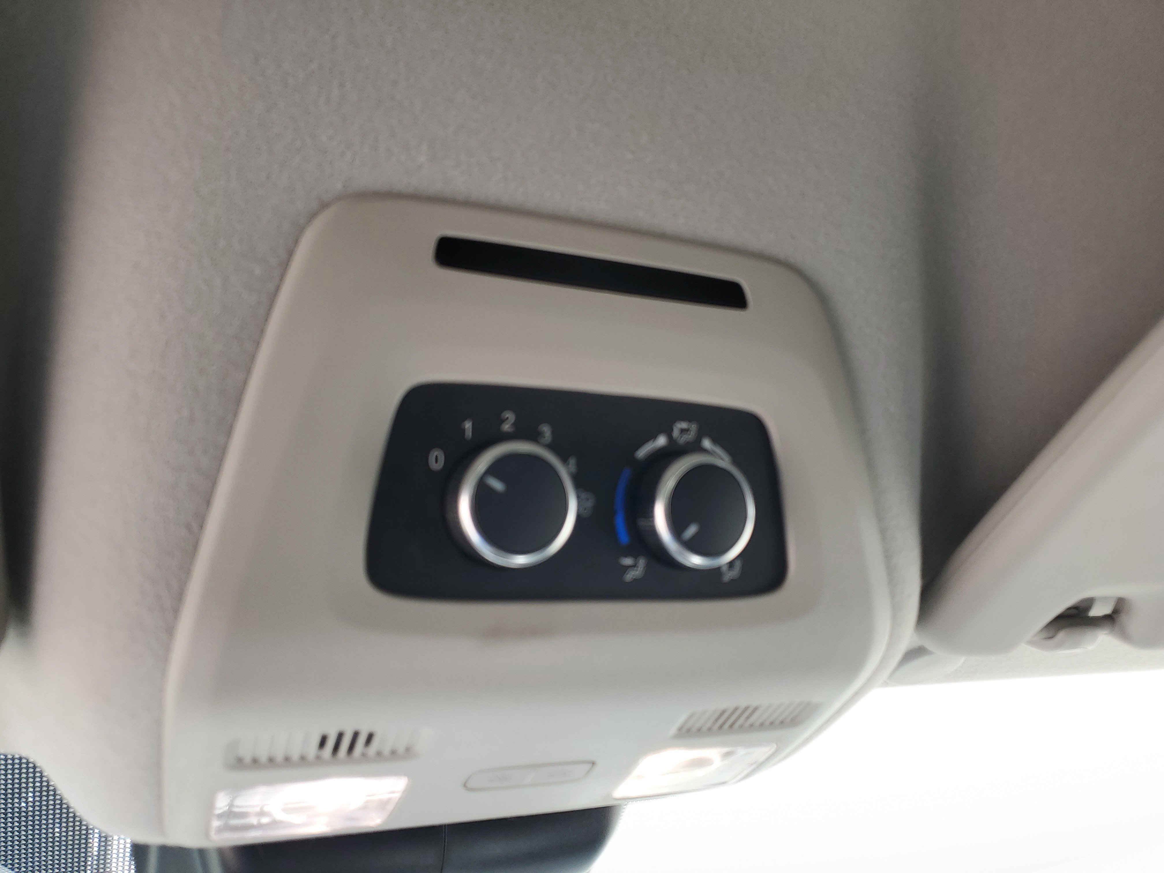 Used 2022 Ford Transit 350 XLT image 28