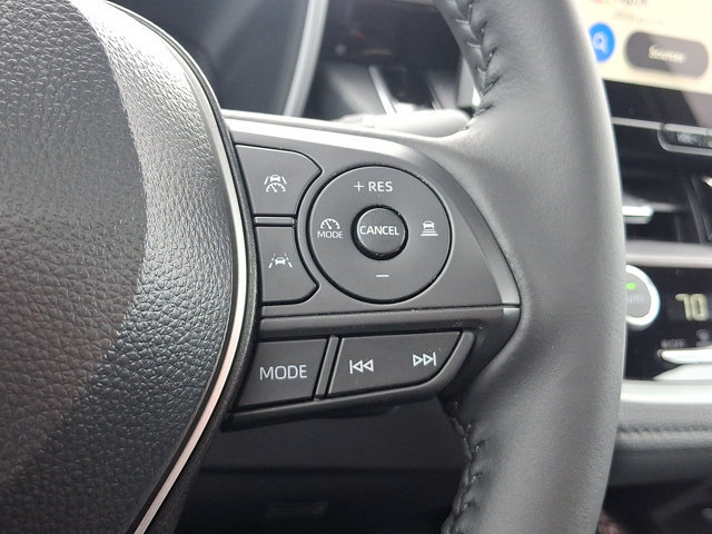 Used 2026 Toyota Corolla XSE FWD image 19