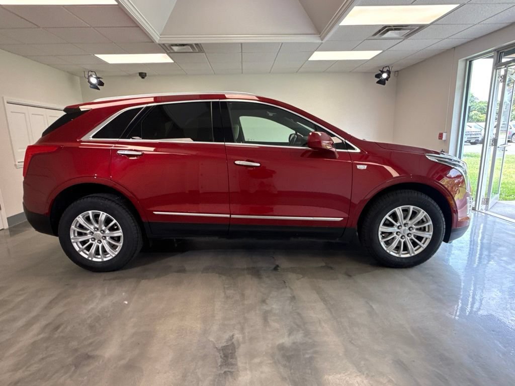 Used 2019 Cadillac XT5 FWD image 9