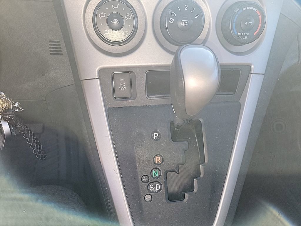 Used 2009 Pontiac Vibe GT image 19