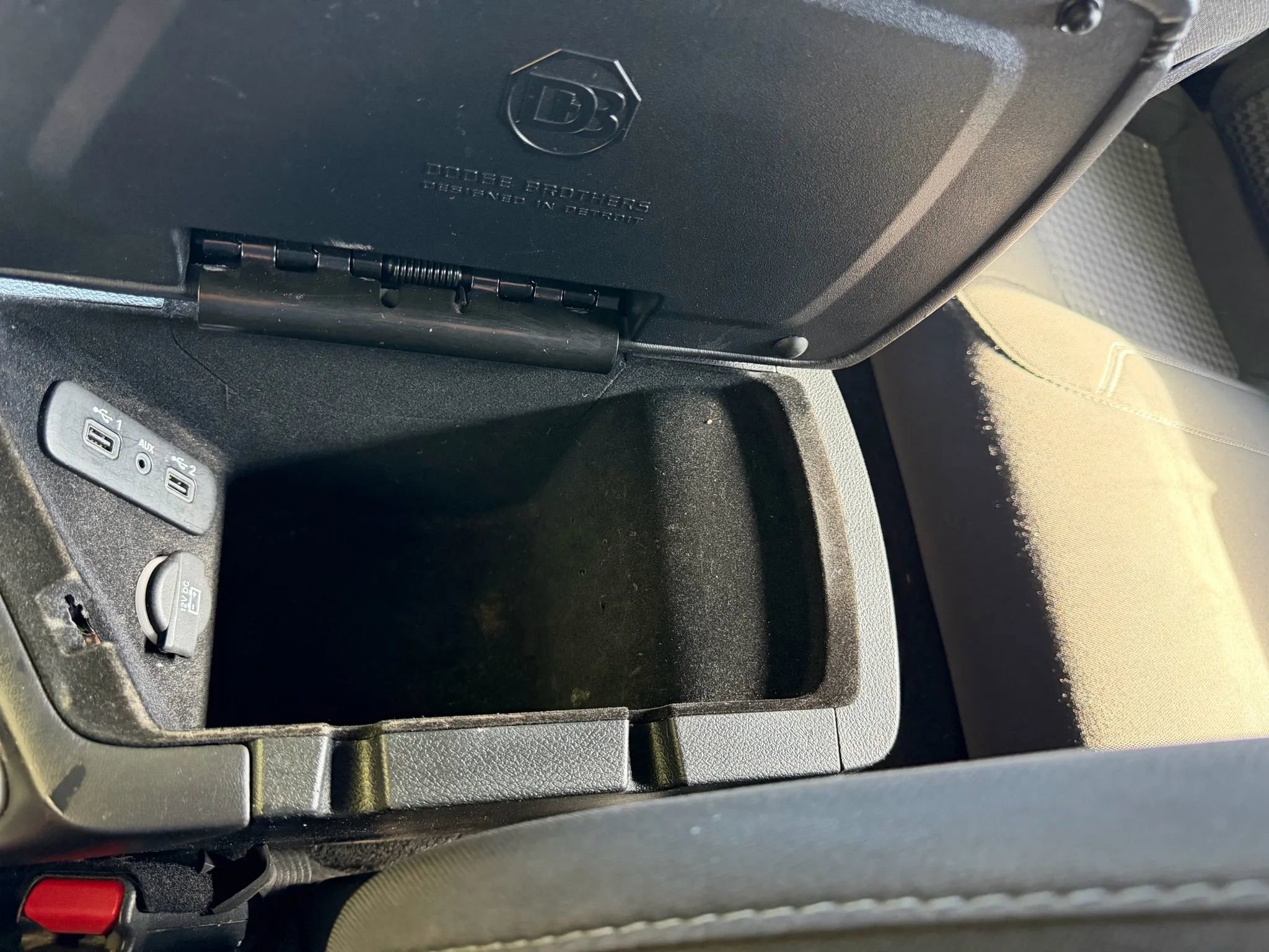 Used 2019 Dodge Challenger SXT image 12