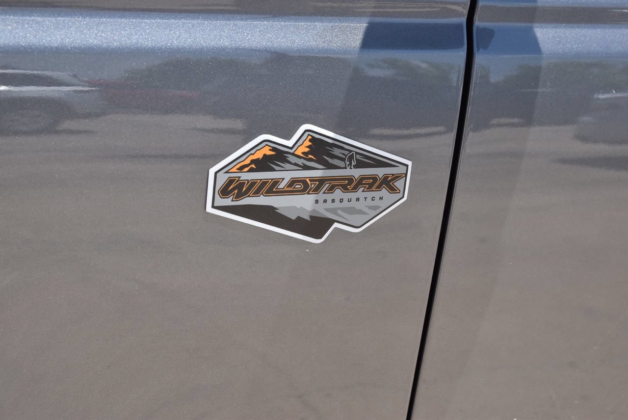 Used 2024 Ford Bronco Wildtrak AWD/4WD image 14