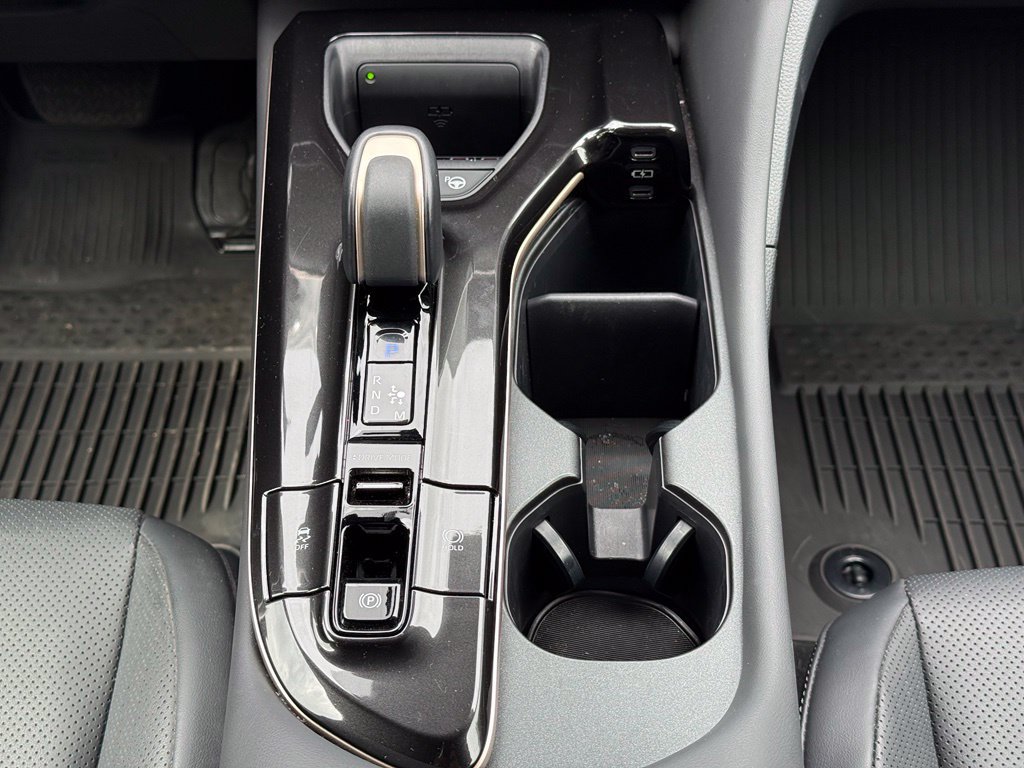 Certified 2026 Toyota Crown Platinum AWD/4WD image 27