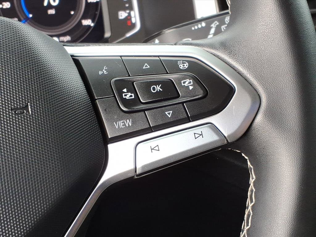 Used 2023 Volkswagen Atlas Cross Sport SEL image 13