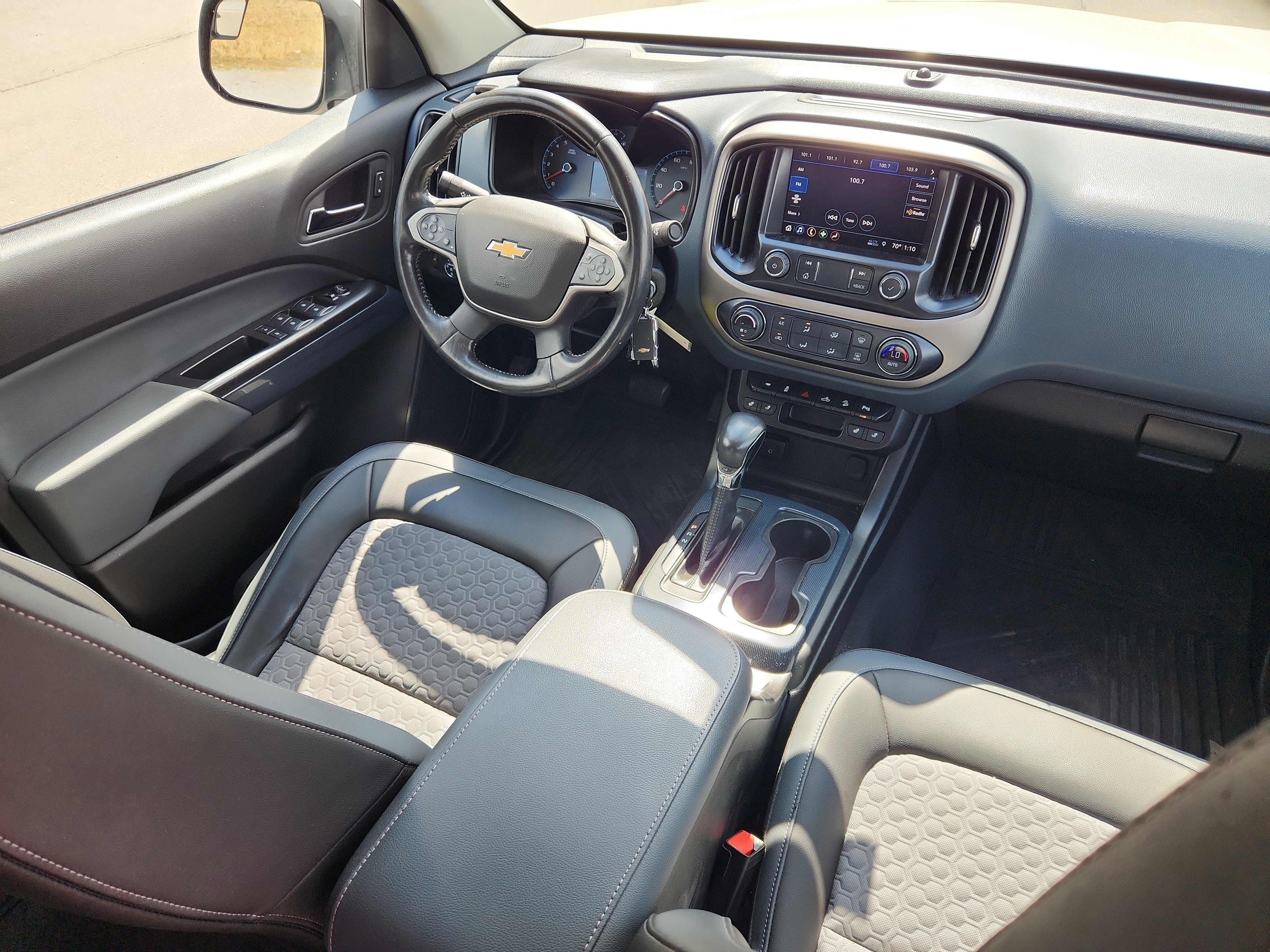 Used 2022 Chevrolet Colorado Z71 image 41