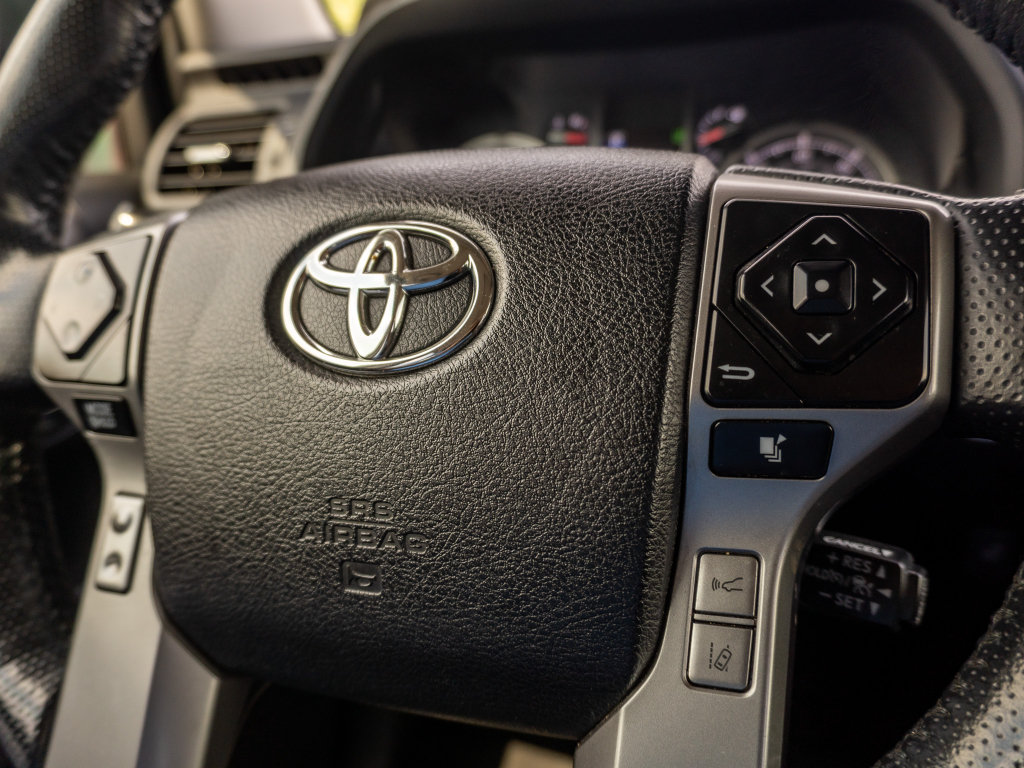 Used 2023 Toyota 4Runner Limited RWD image 30