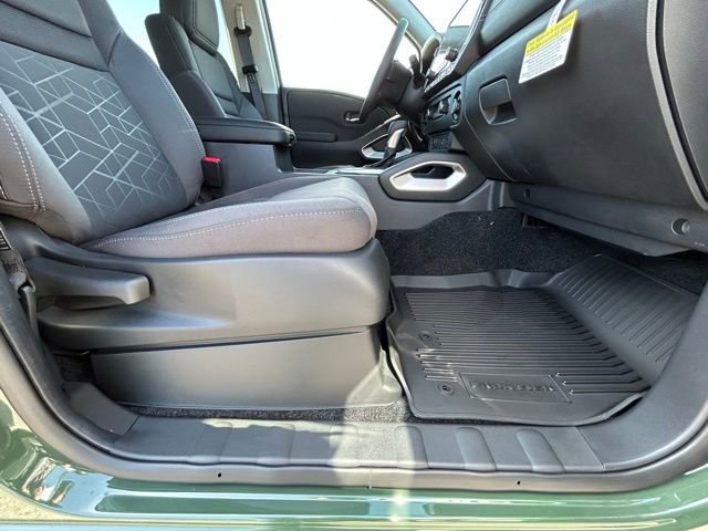 New 2026 Nissan Frontier SV w/ All-Weather Content Package AWD/4WD image 33