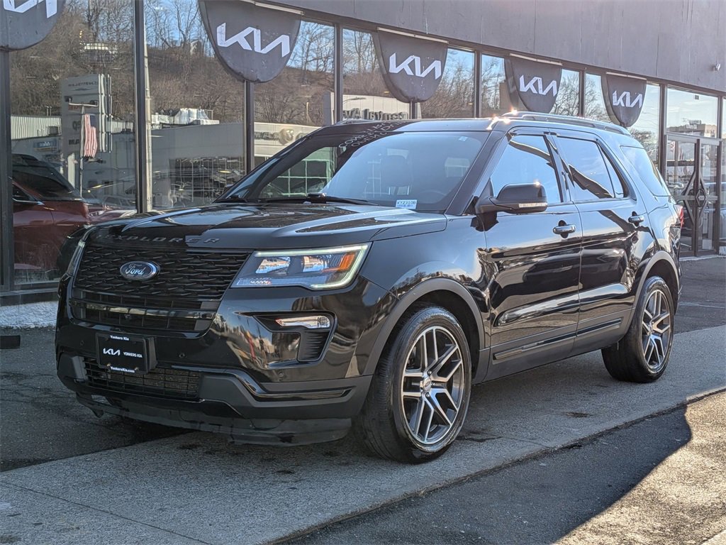 Used 2018 Ford Explorer Sport w/ Equipment Group 401A image 2