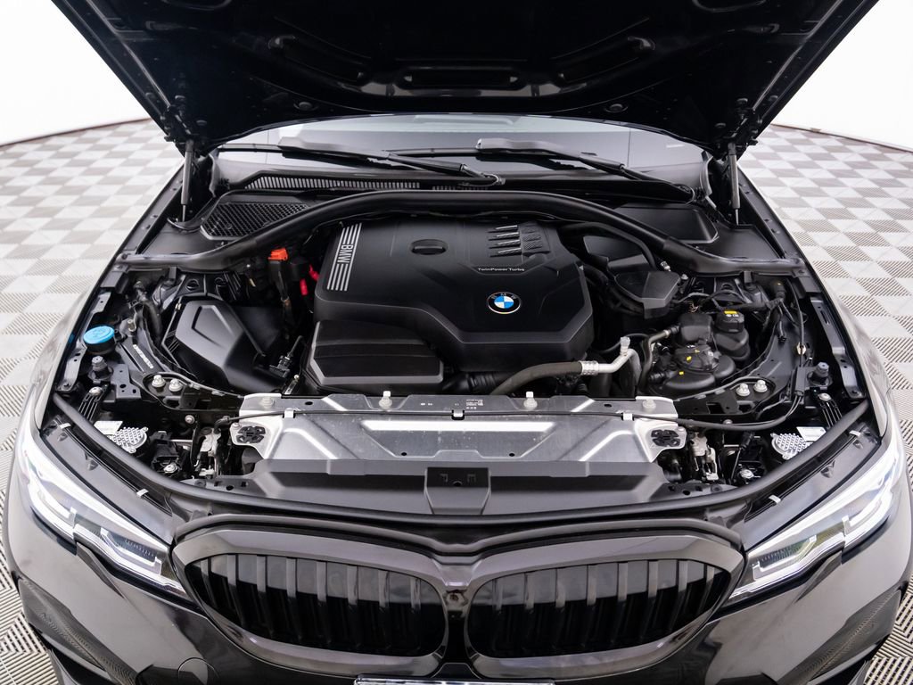 Used 2021 BMW 330i xDrive Sedan w/ M Sport Package image 30