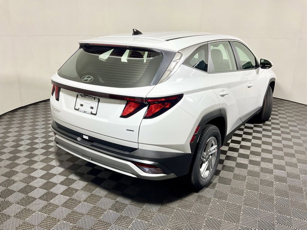 New 2026 Hyundai Tucson SE image 15