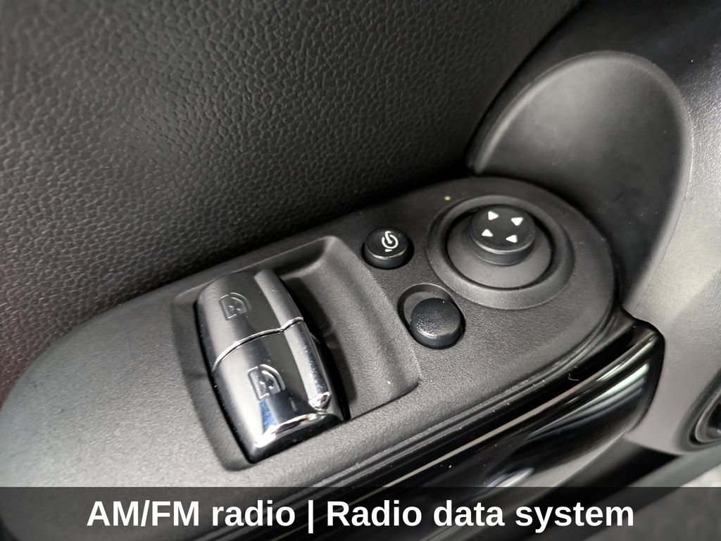Used 2018 MINI Cooper S FWD image 10