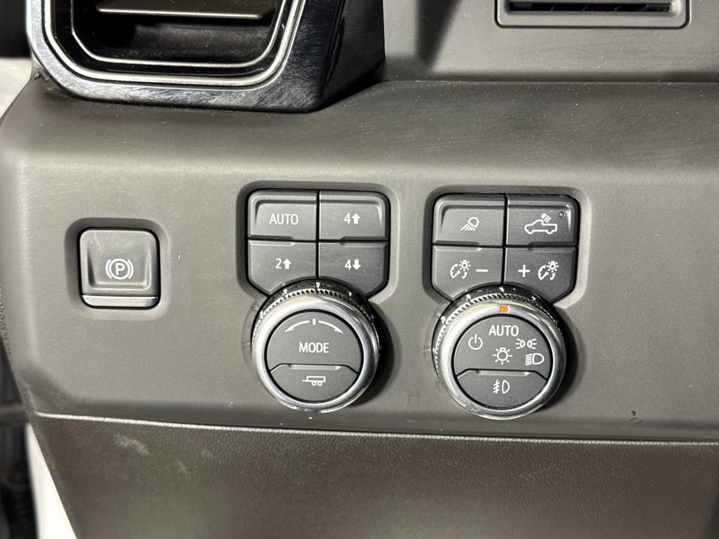 Certified 2025 GMC Sierra 1500 AT4 AWD/4WD image 14