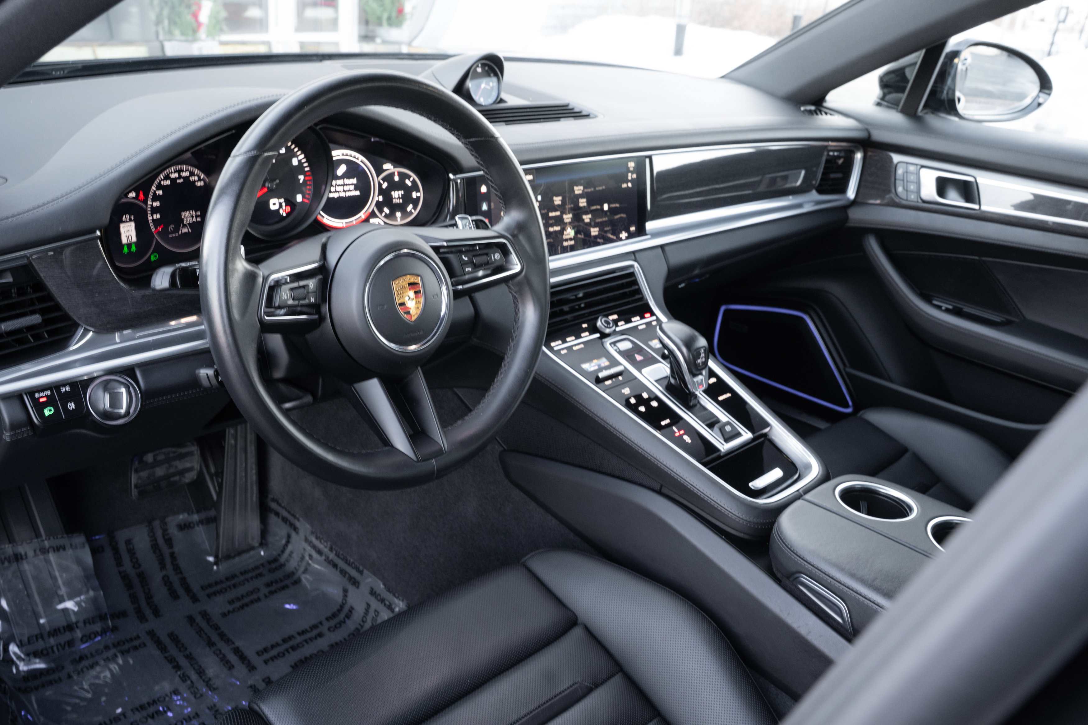 Used 2023 Porsche Panamera 4 AWD/4WD image 10