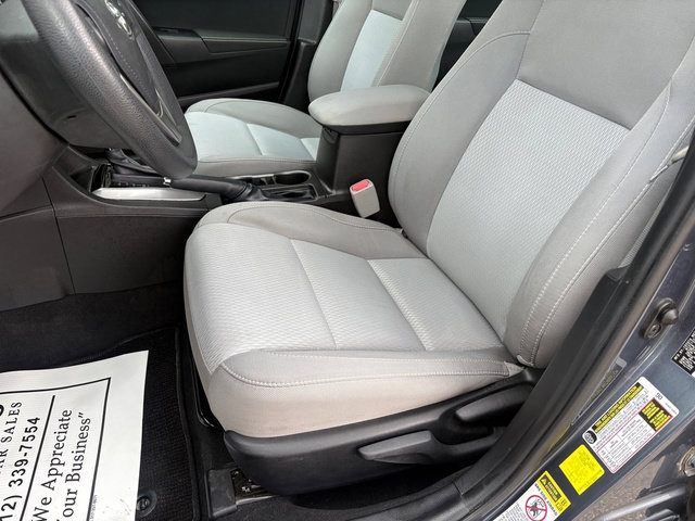 Used 2016 Toyota Corolla LE FWD image 12