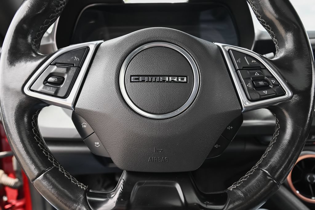 Used 2021 Chevrolet Camaro LT RWD image 18