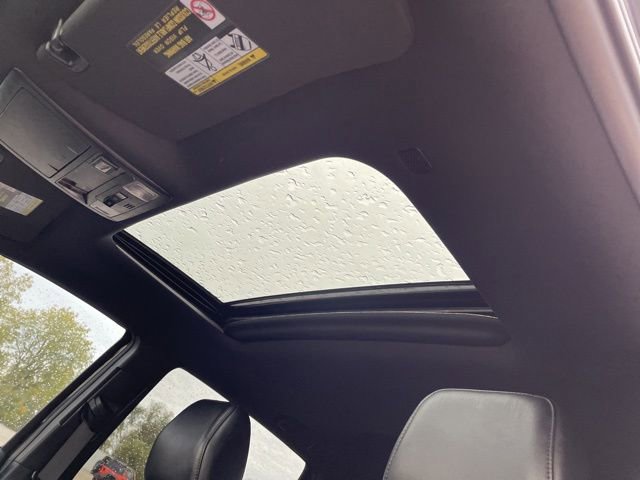 Used 2021 Toyota Tacoma TRD Off-Road image 10