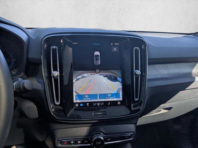 Used 2023 Volvo C40 P8 Recharge Ultimate image 18