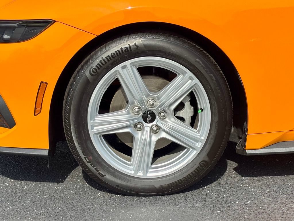 Used 2026 Ford Mustang Coupe RWD image 11