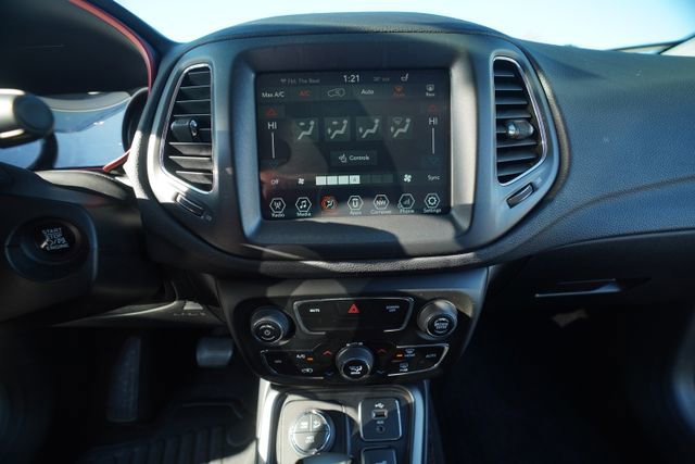 Used 2018 Jeep Compass Trailhawk w/ Leather Interior Group image 30