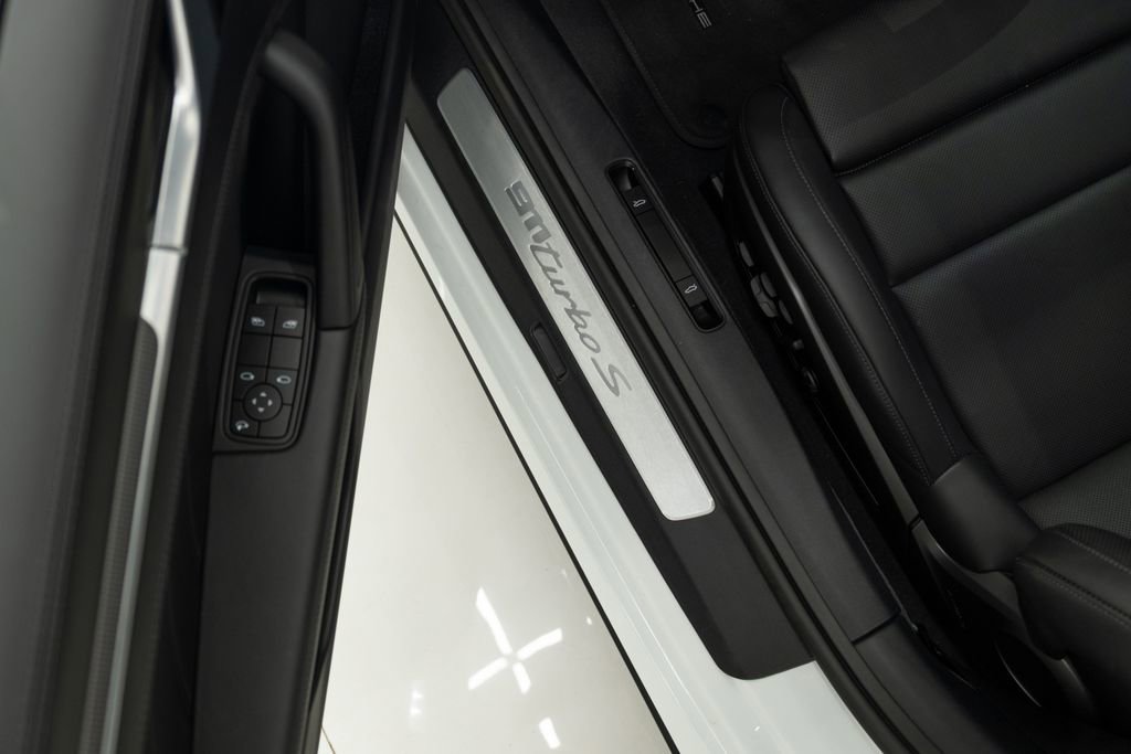 Used 2025 Porsche 911 Turbo S image 25