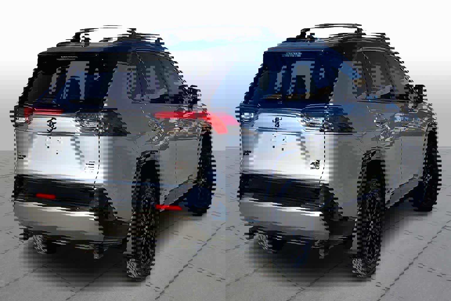 Used 2025 Toyota RAV4 XSE image 12