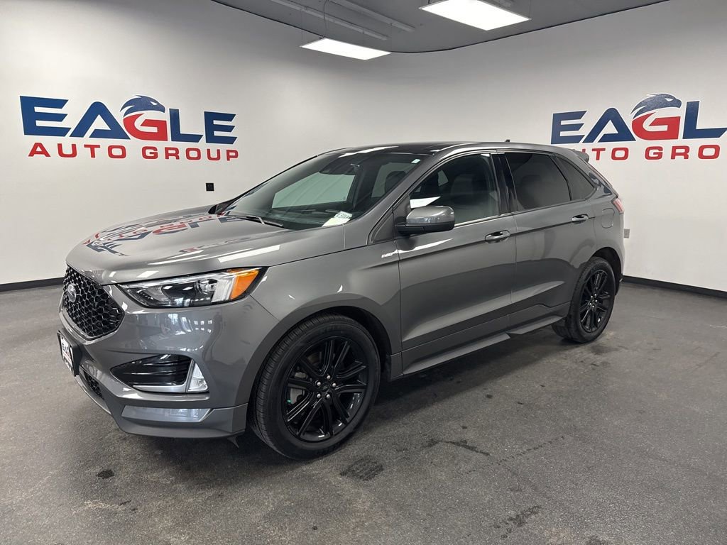 Used 2021 Ford Edge ST-Line w/ Class II Trailer Tow Package AWD/4WD image 6