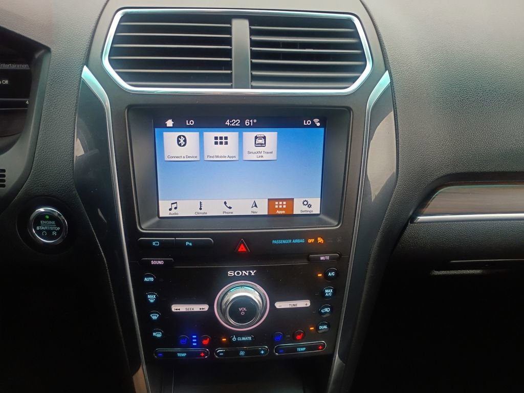 Used 2019 Ford Explorer Limited w/ Class III Trailer Tow Package FWD image 8