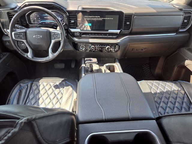 Used 2023 Chevrolet Silverado 1500 RST AWD/4WD image 13