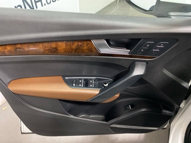 Used 2018 Audi Q5 2.0T Premium Plus w/ Premium Plus Package AWD/4WD image 9