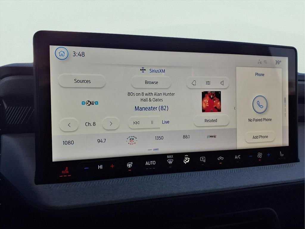 New 2025 Ford Maverick XLT w/ XLT Luxury Package image 6