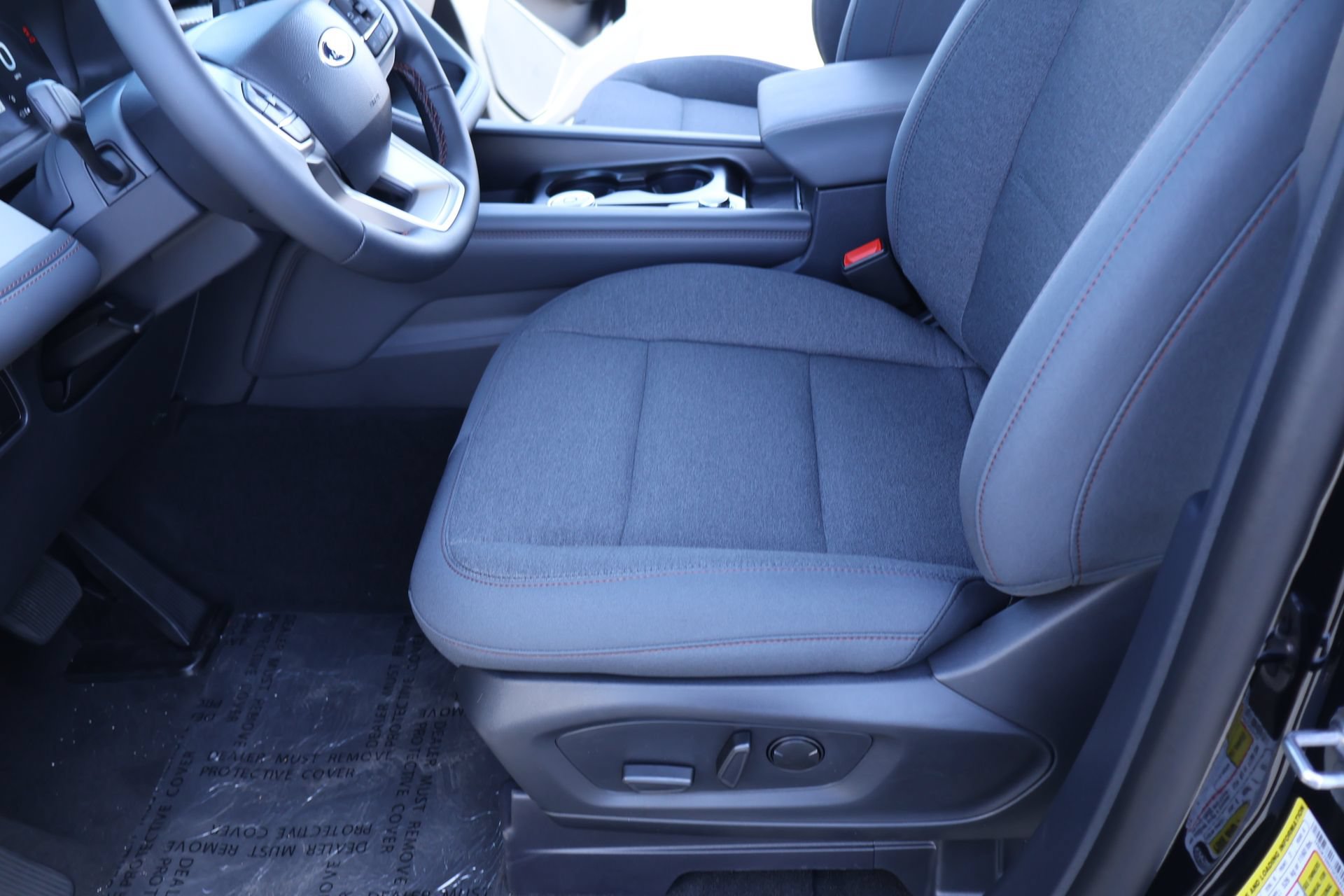 New 2026 Ford Explorer Active RWD image 12