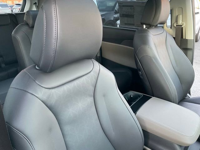 New 2026 Kia Carnival SX FWD image 61