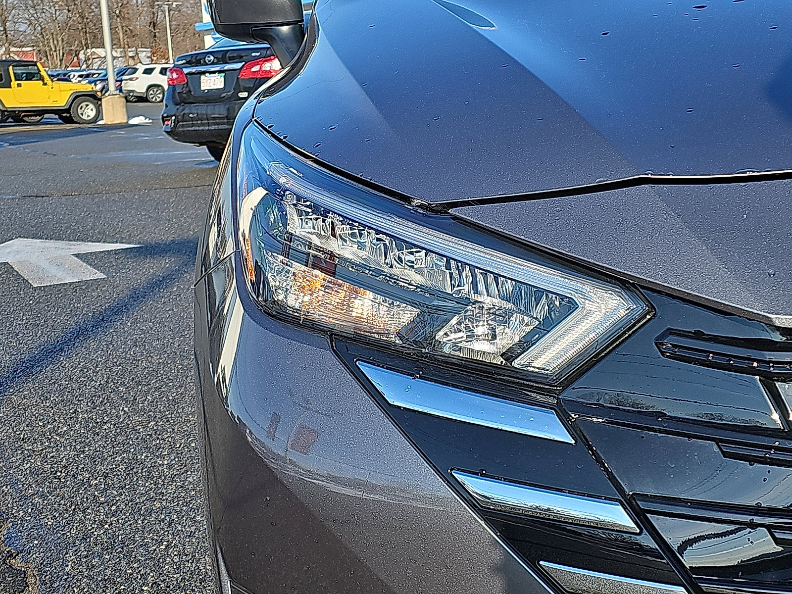 Certified 2025 Nissan Versa SV w/ Trunk Package image 9