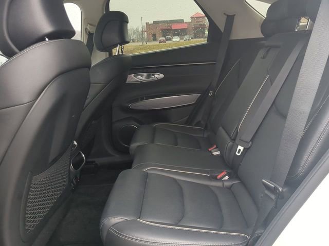Used 2023 Genesis GV70 2.5T w/ Advanced Package AWD/4WD image 13