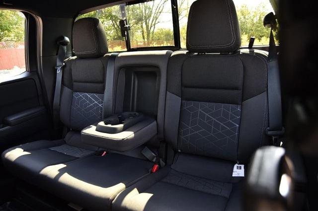 New 2026 Nissan Frontier SV w/ Tow Package image 24